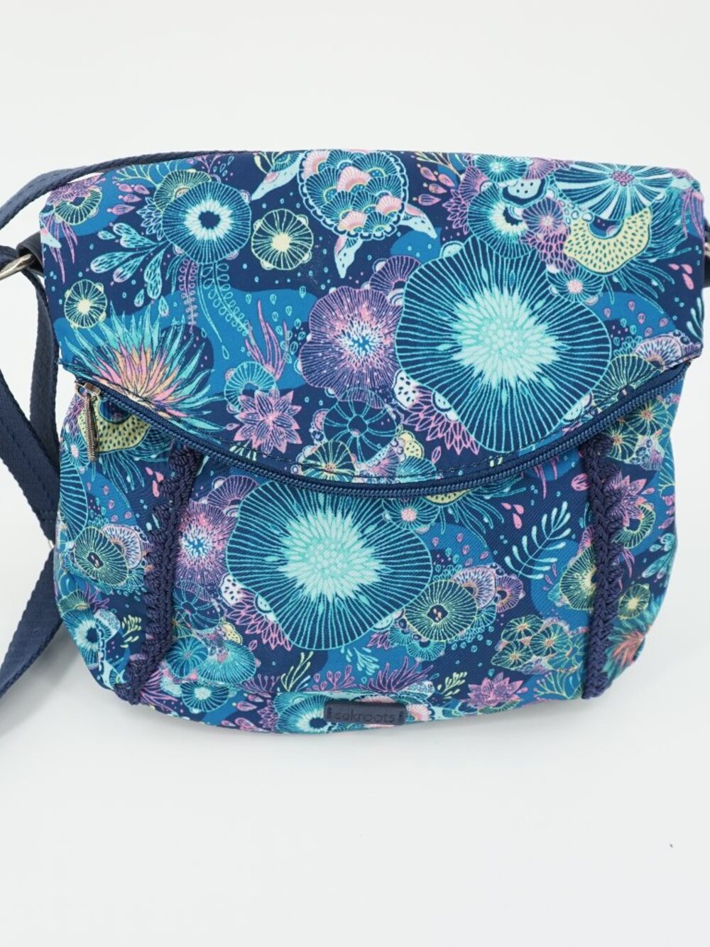 Sakroots Artist Circle Foldover Crossbody Bag Purse Sea Life Ocean Beach Blues